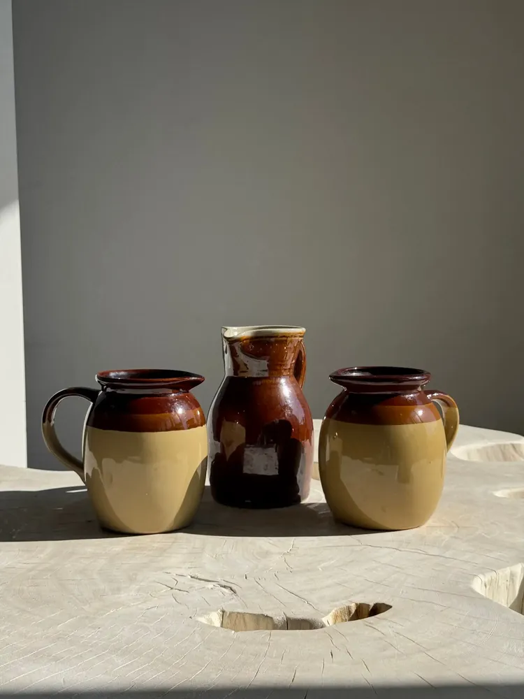 Carafes - Large varnished brown stoneware jug Grès du Berry Made in France H19 - OFFICE OBJETS