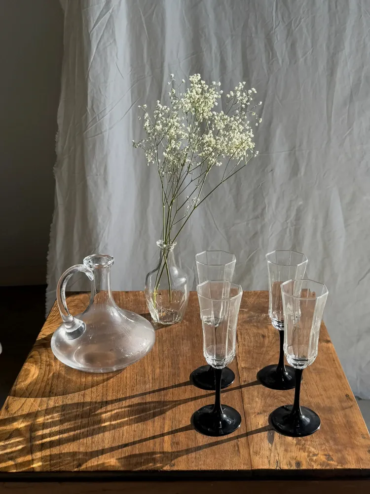 Carafes - Vintage glass carafe with flattened, flared body handle H18 - OFFICE OBJETS