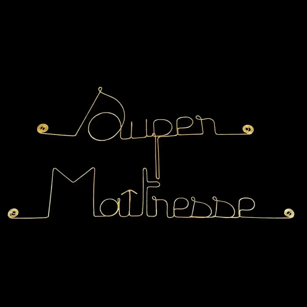 Autres décorations murales - Cadeau de fin d'année scolaire " Super Maîtresse " - Laiton - BIJOUX DE MUR