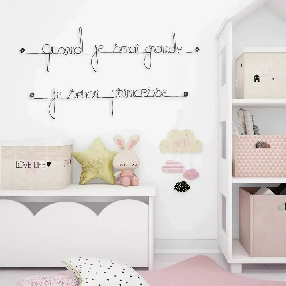 Autres décorations murales - Citation métal "Quand je serai grande, je serai princesse" - BIJOUX DE MUR