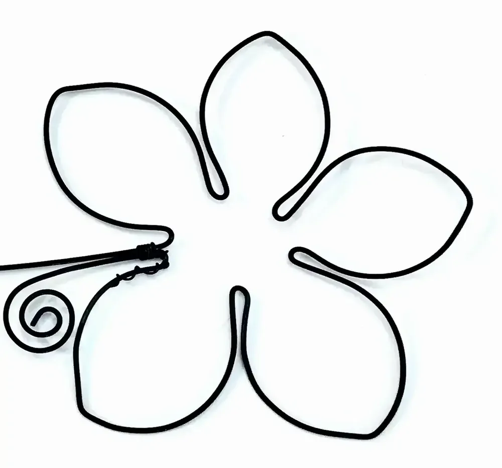 Other wall decoration - Daisy Flower - "Love" - ​​Wire Wall Decoration - BIJOUX DE MUR