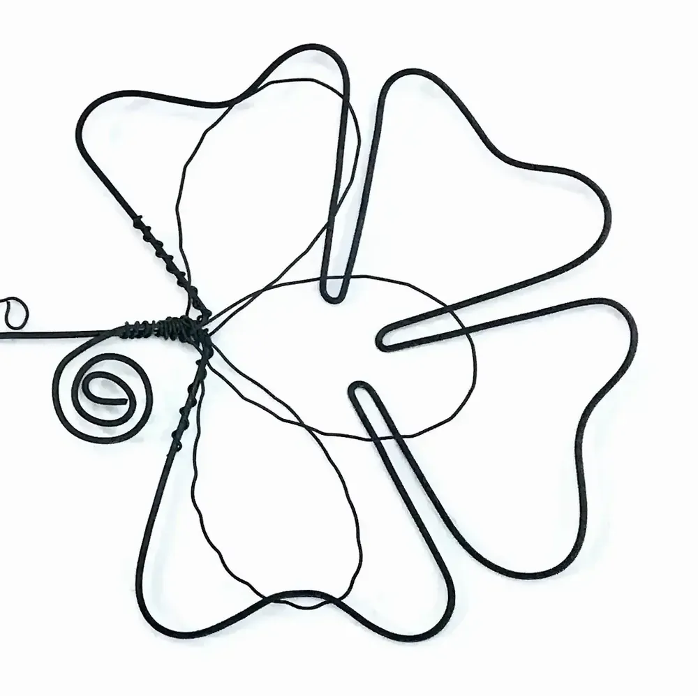 Autres décorations murales - Fleur de Trèfle - "Namaste" - Décoration murale fil de fer - BIJOUX DE MUR