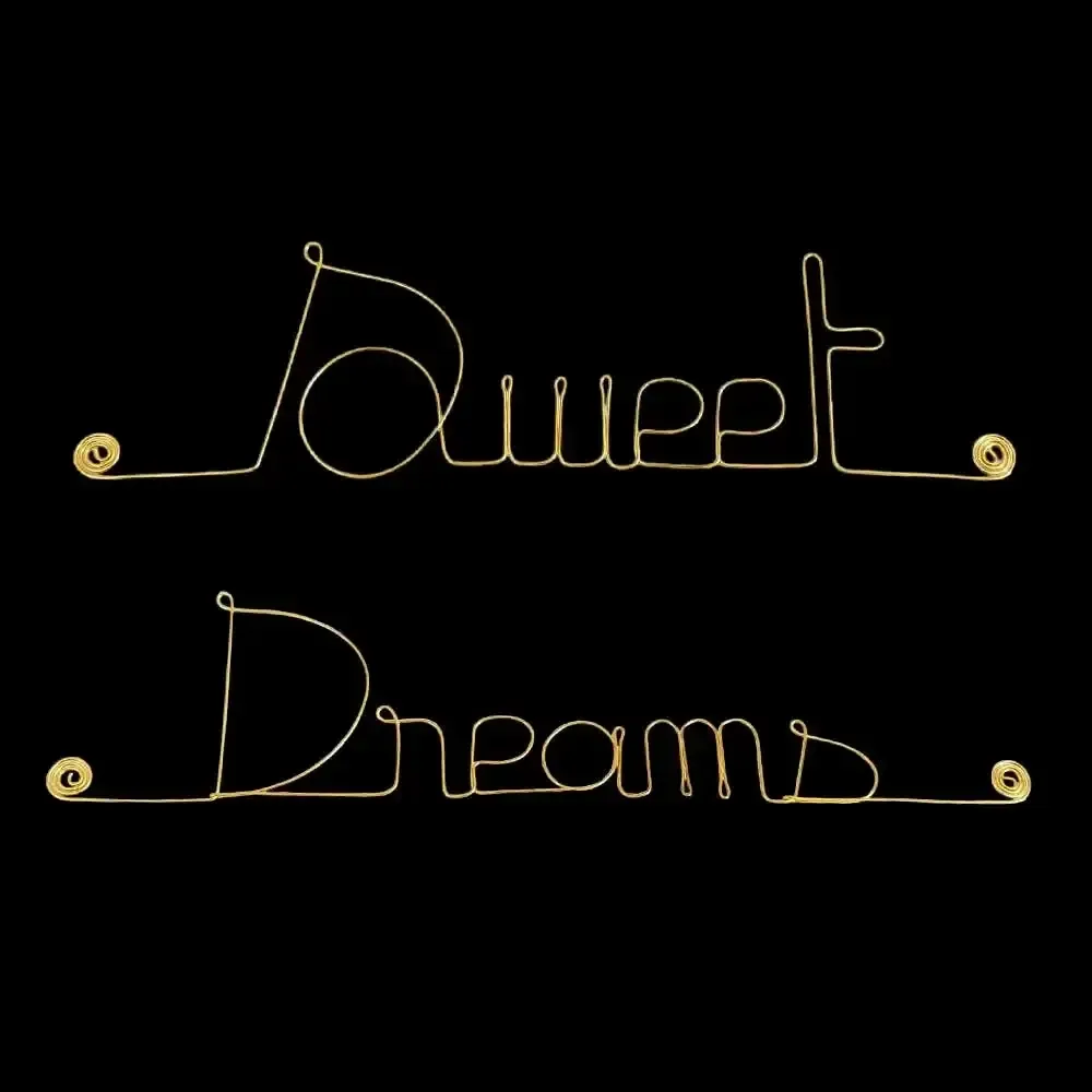 Autres décorations murales - Mot en Laiton Doré : " Sweet dreams " - Décoration Murale - BIJOUX DE MUR