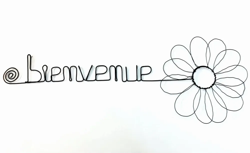 Autres décorations murales - Fleur de Marguerite - "Bienvenue" - Déco murale fil de fer - BIJOUX DE MUR