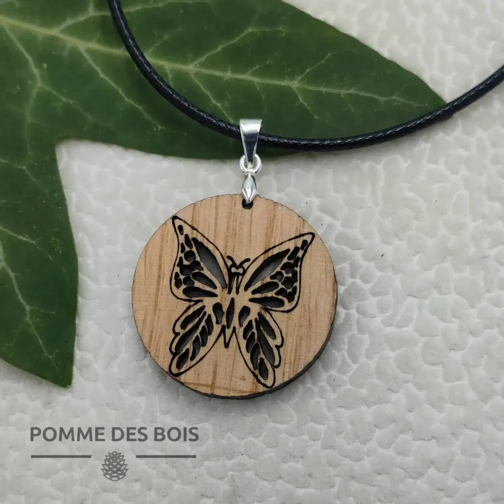 Bijoux - Collier - Papillon Bois - POMME DES BOIS