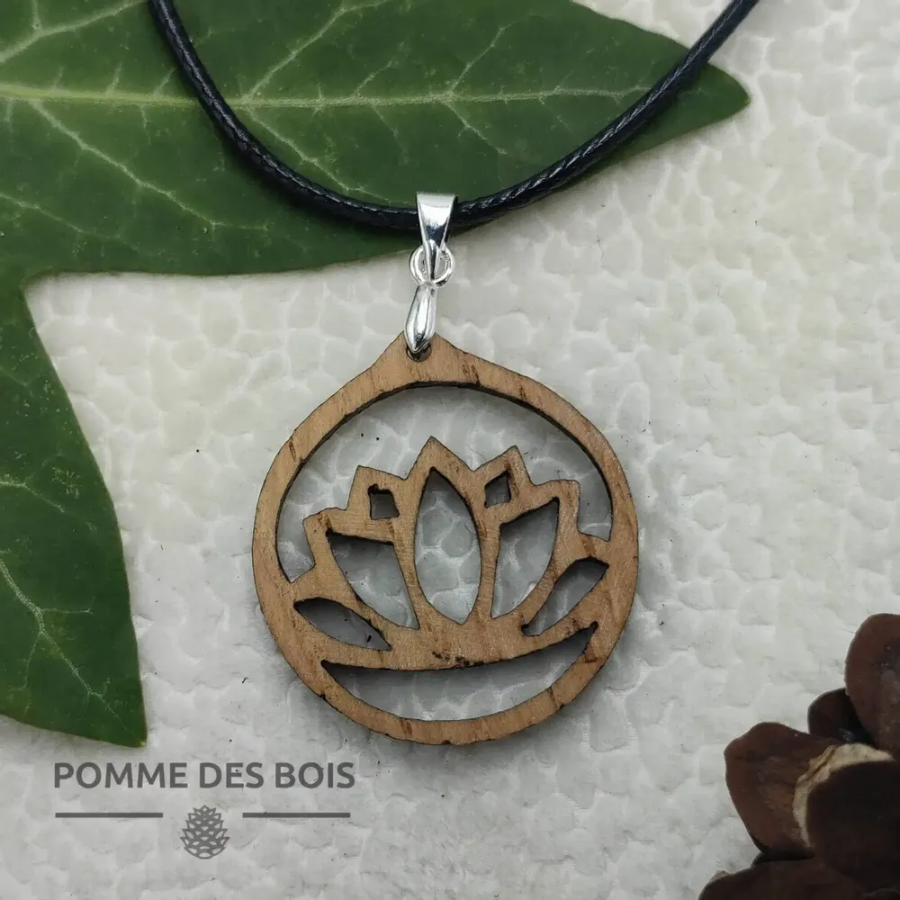 Bijoux - Collier - Lotus - POMME DES BOIS