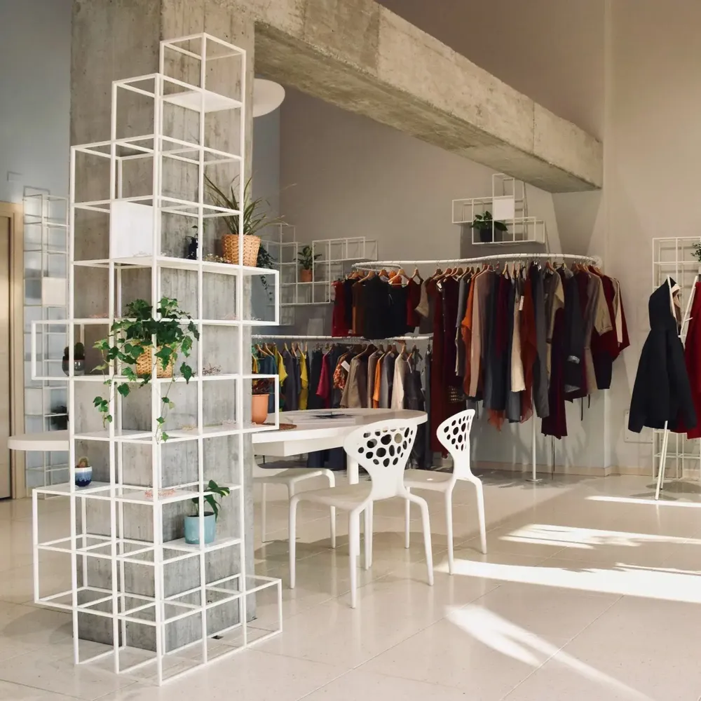 Services - iPot Adhoc | Display - IPOT