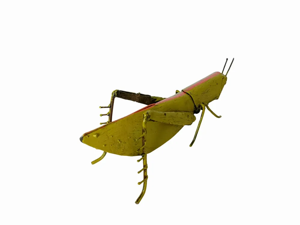 Outdoor decorative accessories - Recycled Metal Sculpture Grasshopper For Wall 15cm - TERRE SAUVAGE