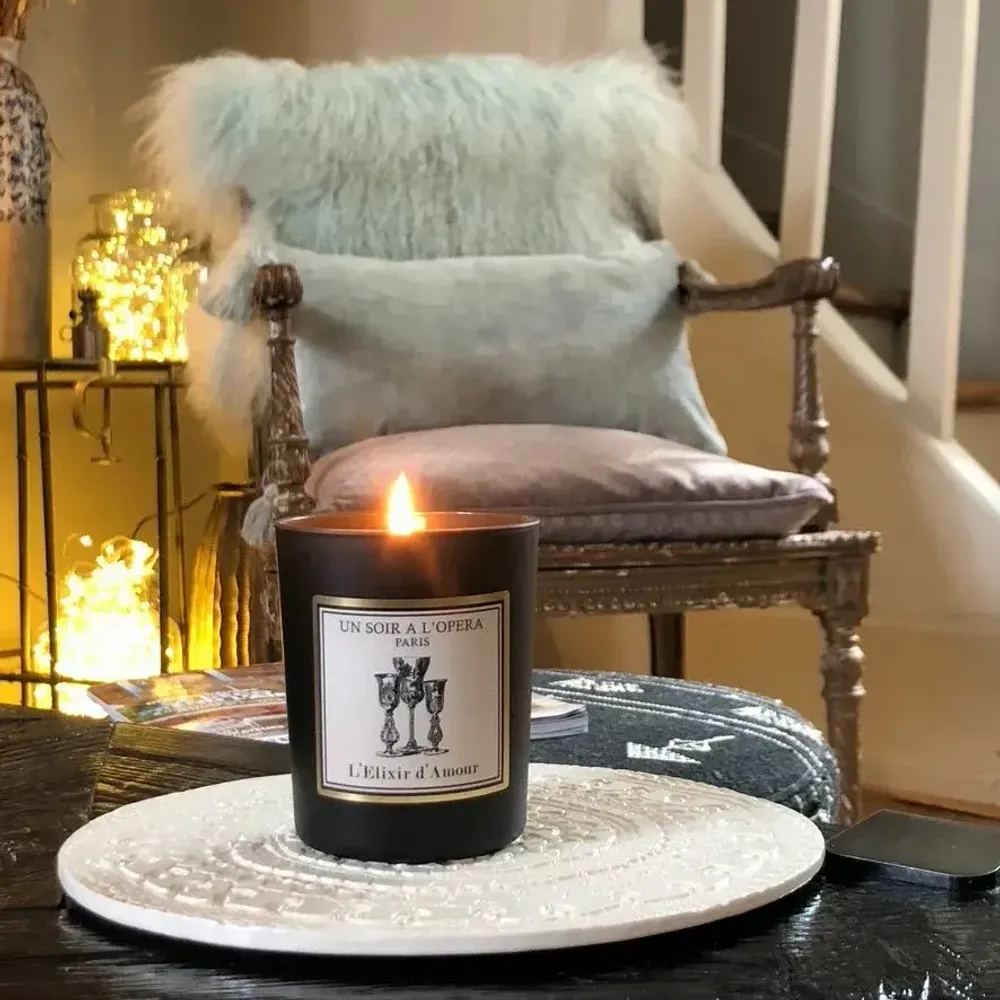 Decorative objects - THE ELIXIR OF LOVE - 100% VEGETABLE WAX SCENTED CANDLE - UN SOIR A L'OPERA