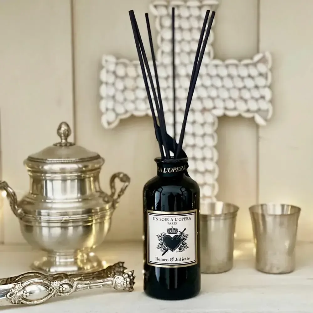 Decorative objects - ROMEO AND JULIET - HOME FRAGRANCE DIFFUSER - 180ML - UN SOIR A L'OPERA