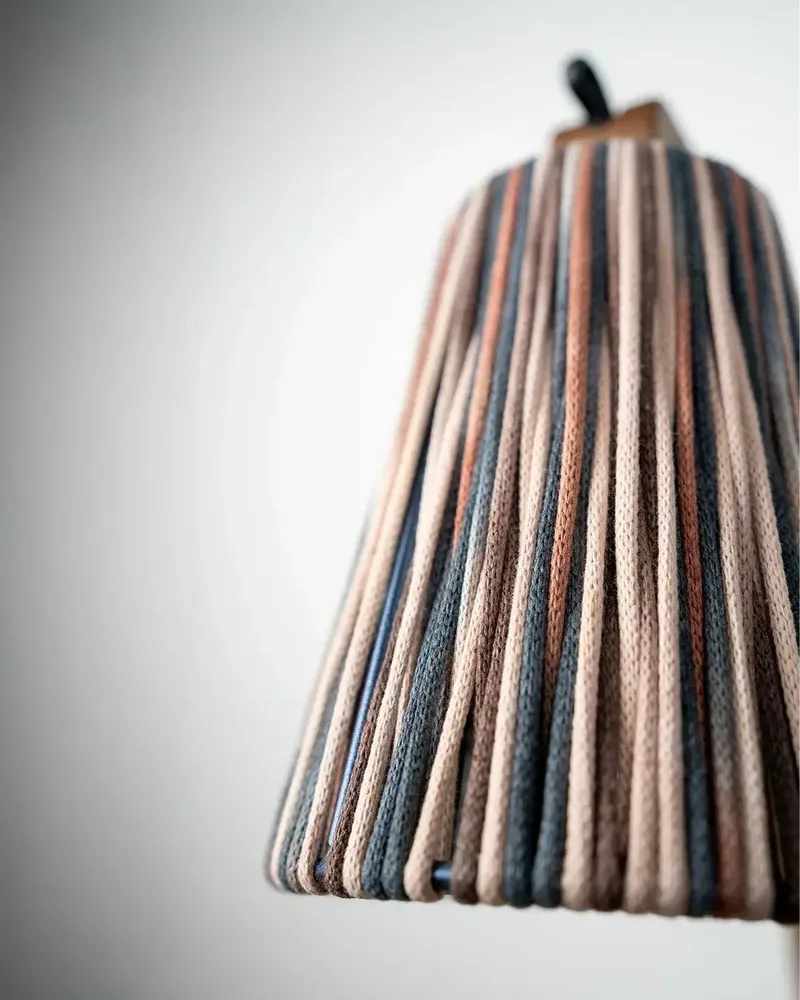 Lampes de table - Lampe de table artisanale en métal (corde en coton) - FORADA HOME & STYLE