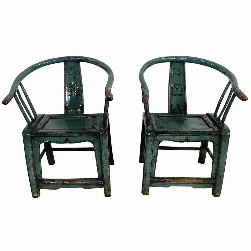 Chairs - Unique pair of old Chinese horseshoe chairs - PAGODA INTERNATIONAL