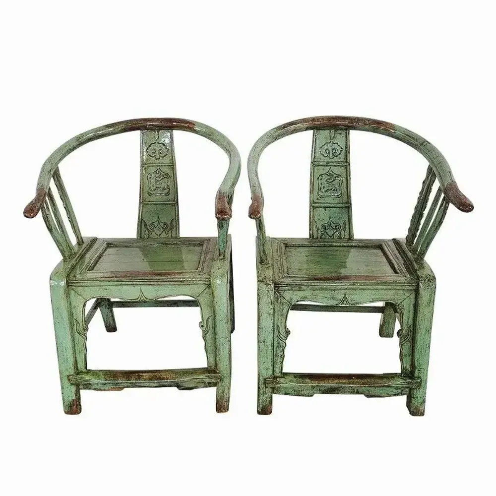 Chairs - Unique pair of old Chinese horseshoe chairs - PAGODA INTERNATIONAL