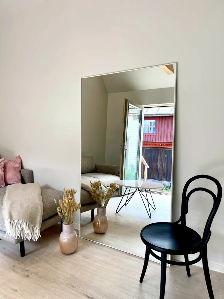 Miroirs - Très grand miroir pleine longueur avec cadre blanc (130 x 220 cm) - SCANDINAVIAN GLASSFACTORY