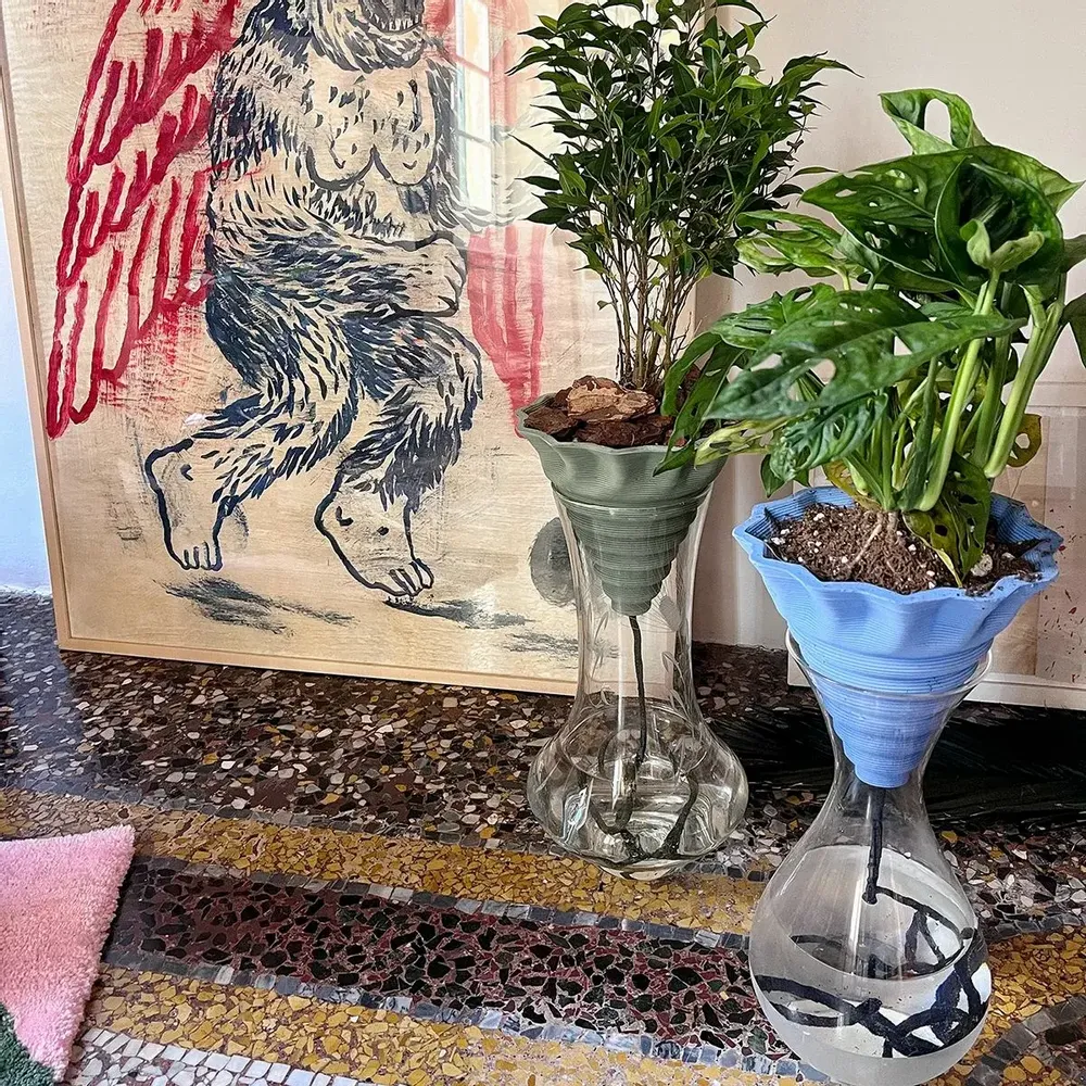 Vases - Pot en argile - NOMADE VERT- design - auto-irrigant 3D - COMMON PLACE