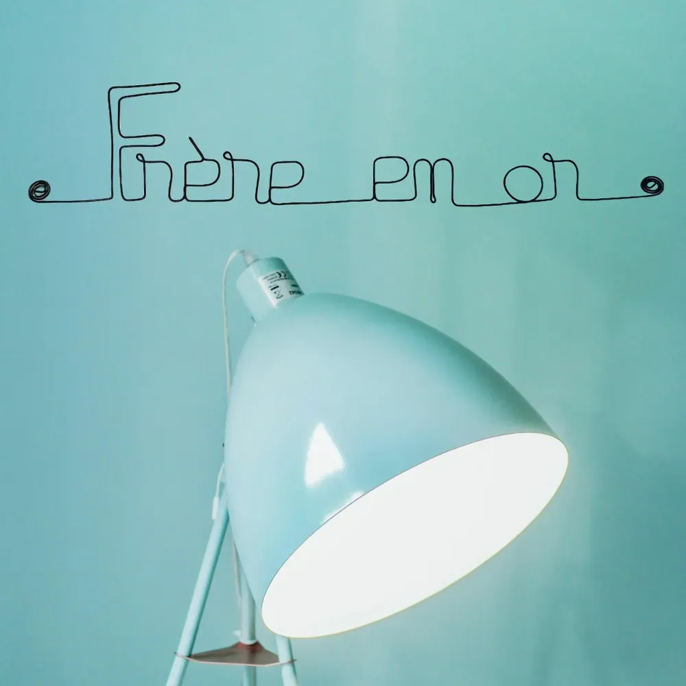 Autres décorations murales - Décoration Murale en Fil de Fer "Frère en or" - BIJOUX DE MUR