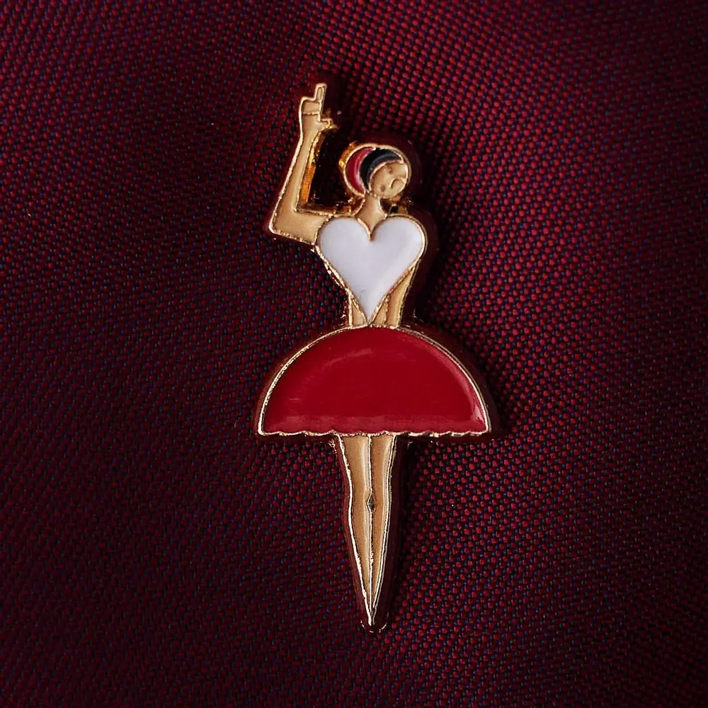 Brooches - Pin Poster Last Things - PINPINPIN.IT