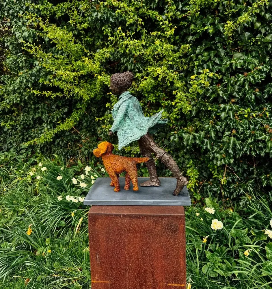 Sculptures, statuettes et miniatures - Une petite aventure - DAWN CONN SCULPTURE LIMITED