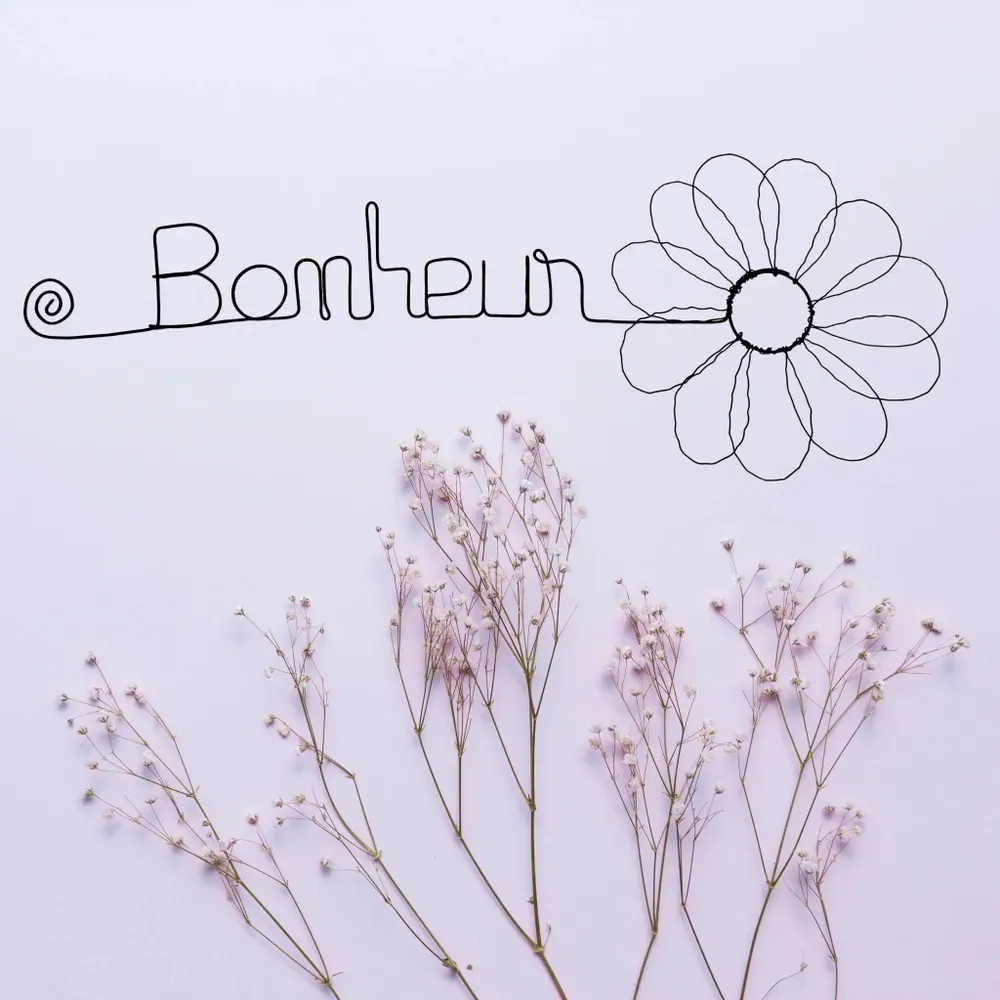 Other wall decoration - Wire wall decoration - Daisy flower - Happiness - BIJOUX DE MUR