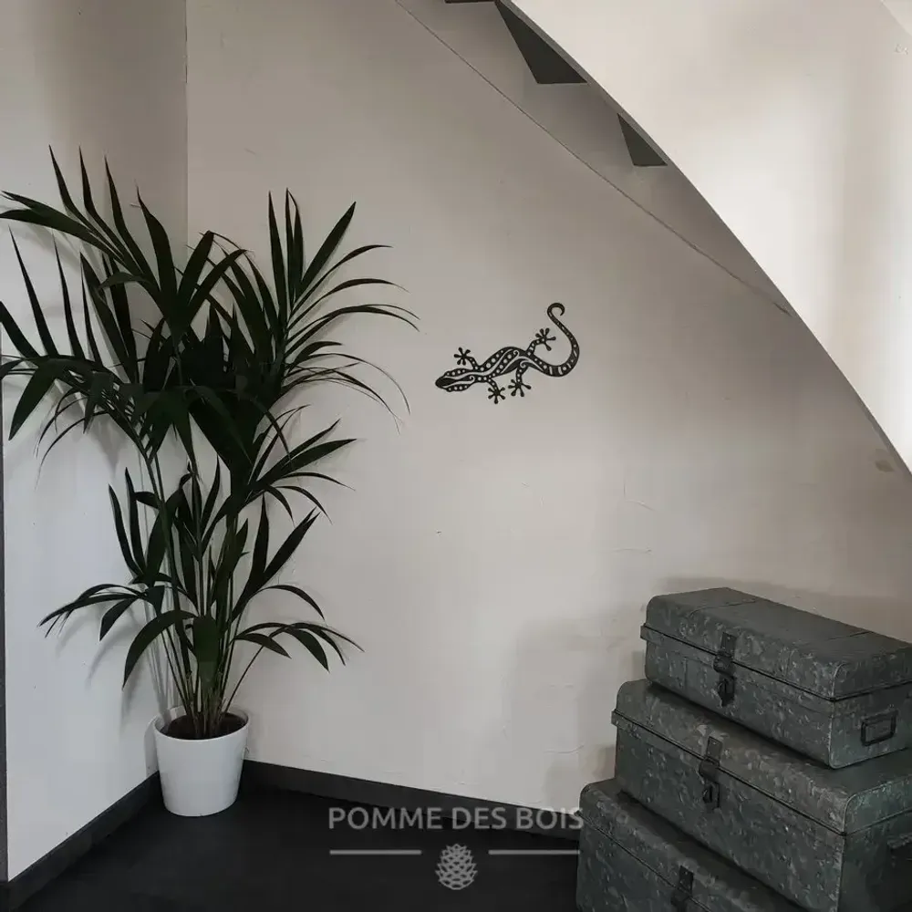 Paintings - Painting - Gecko - POMME DES BOIS