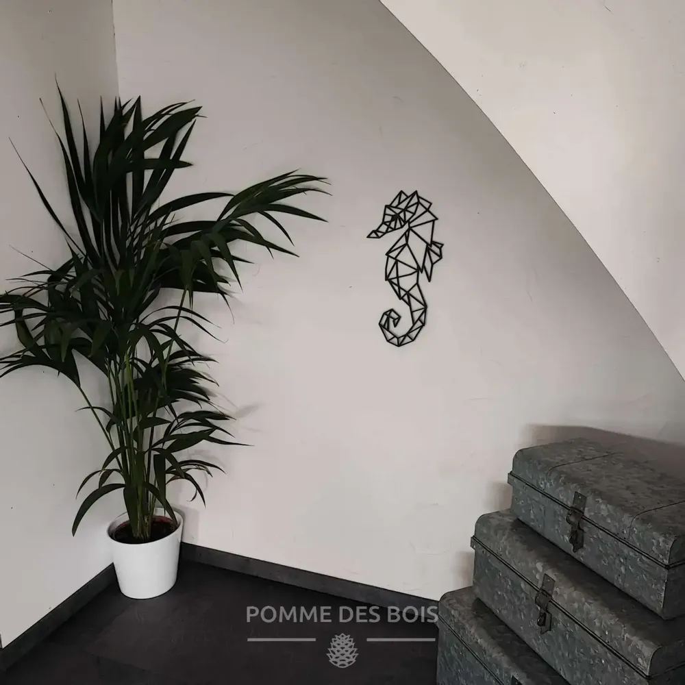 Paintings - Painting - Seahorse - POMME DES BOIS