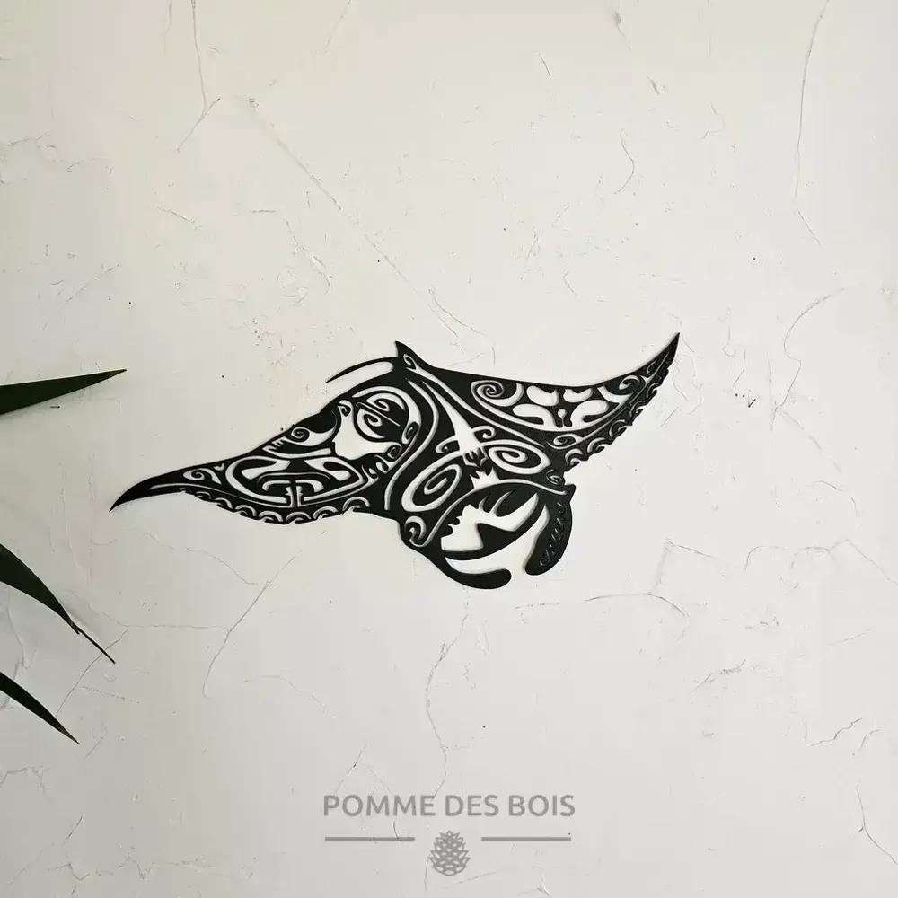 Paintings - Painting - Maori Manta Ray - POMME DES BOIS