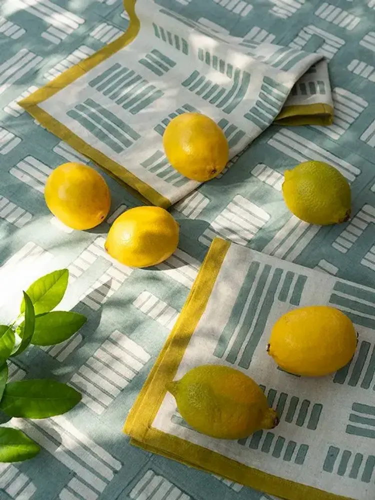 Table cloths - INSIA Table Linen - NO-MAD