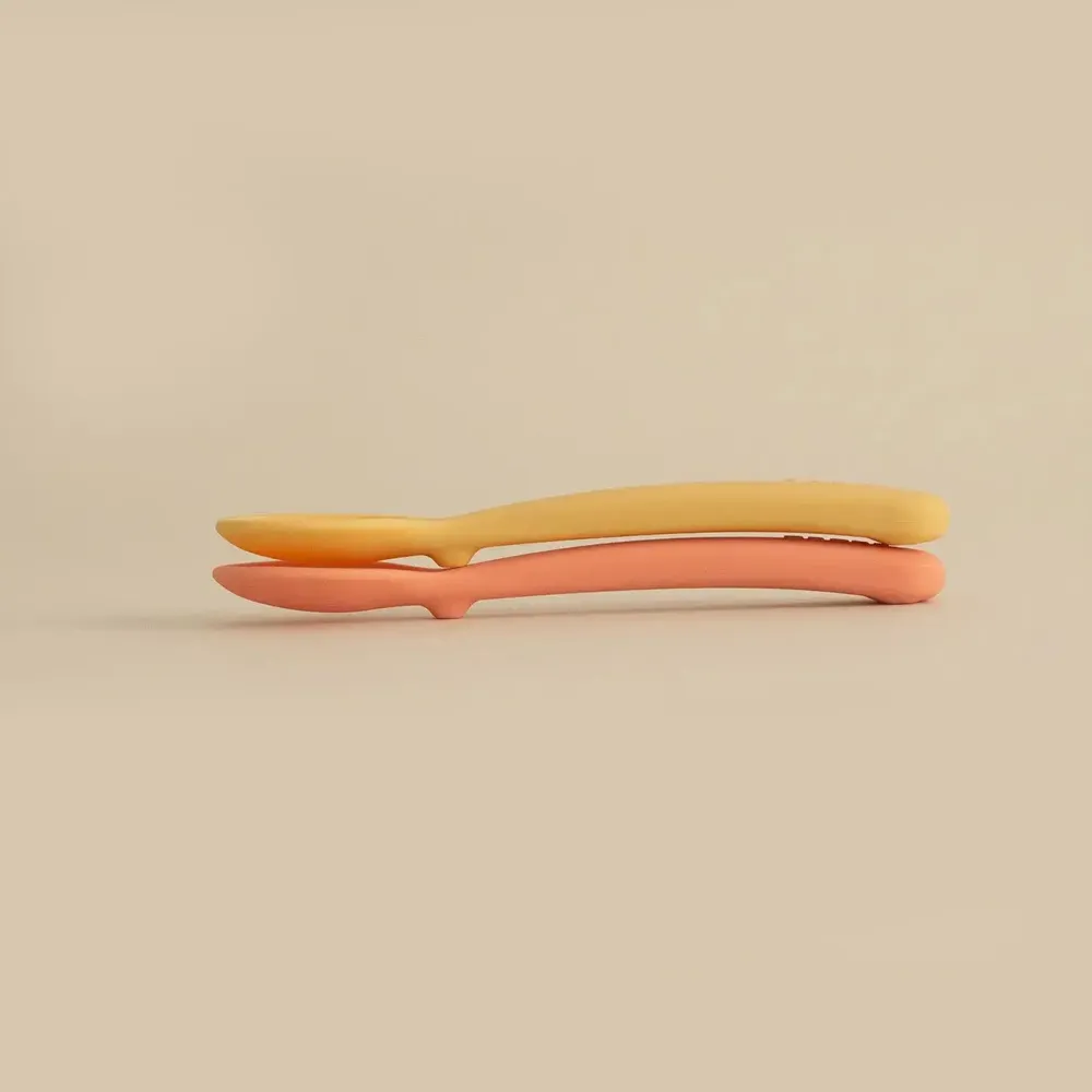 Repas pour enfant - Lot de 2 cuillères en silicone - Mimosa / Coral - EKOBO