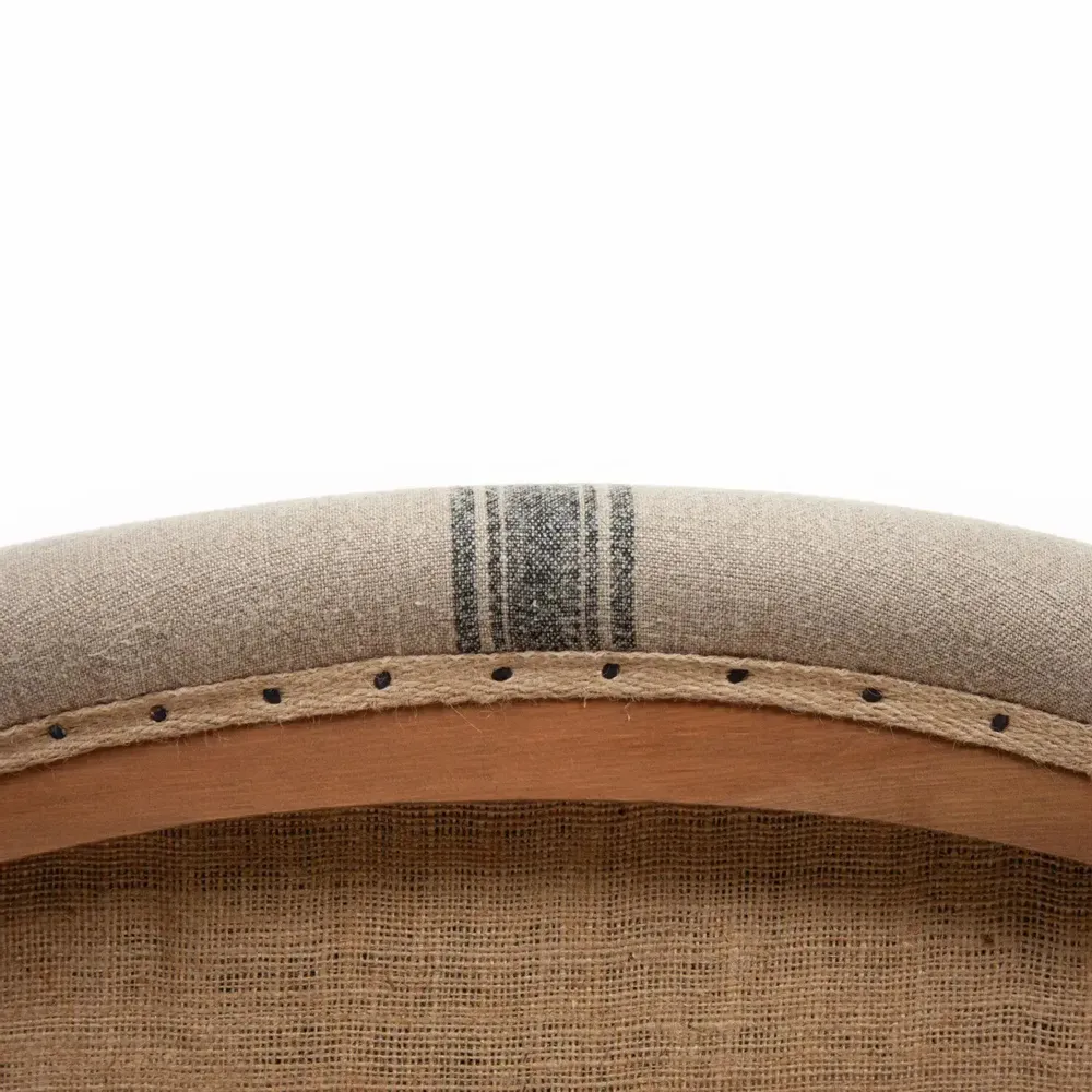 Lounge chairs for hospitalities & contracts - Avis Essence Stripes | Armchair - CREARTE COLLECTIONS