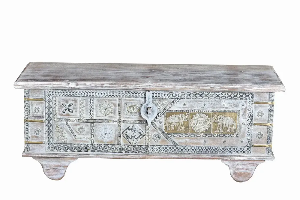 Storage boxes - Aged white mango wood chest - GINER Y COLOMER