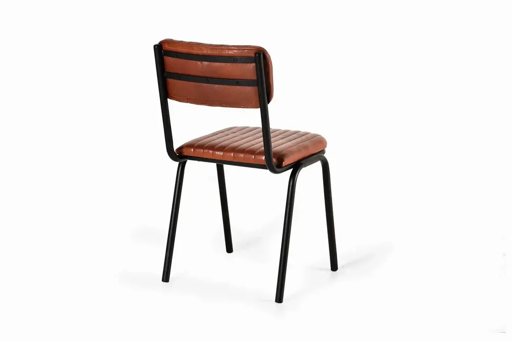 Chairs - Set of 2 leather chairs - GINER Y COLOMER