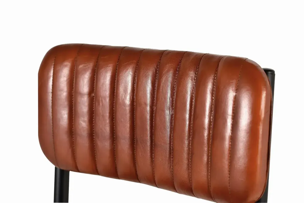 Chairs - Set of 2 leather chairs - GINER Y COLOMER