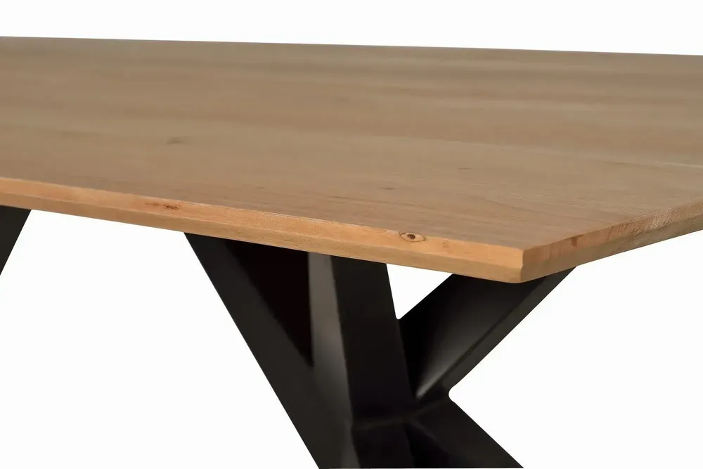 Tables Salle à Manger - Table à manger en bois d'acacia naturel et details en métal - GINER Y COLOMER