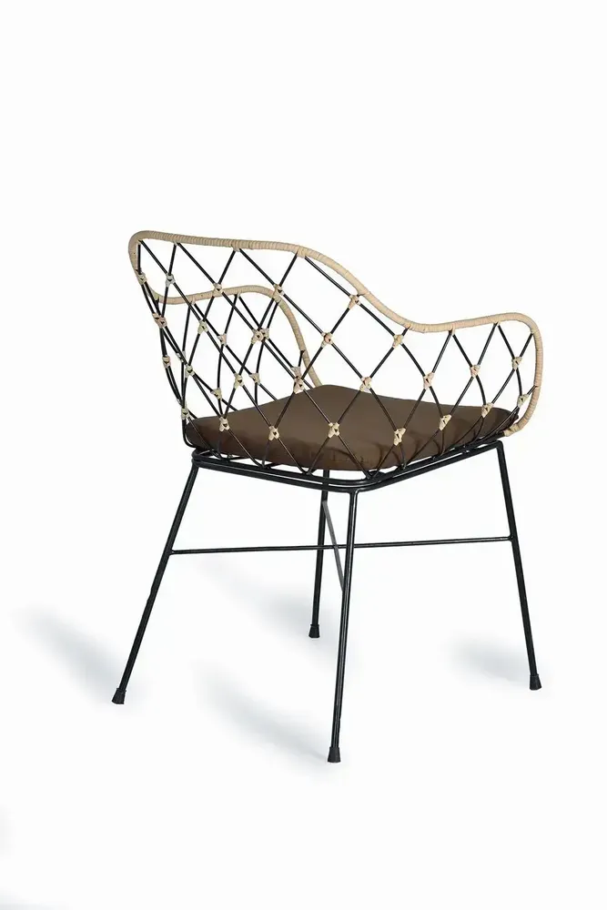 Armchairs - Set of 4 rattan armchairs and metal legs - GINER Y COLOMER
