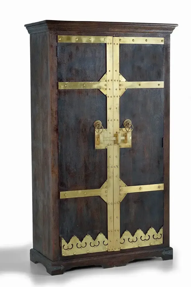 Wardrobe - Wooden cabinet and dark walnut bronze details - GINER Y COLOMER