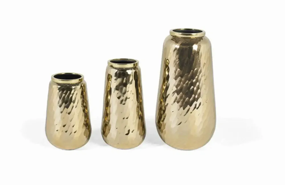 Vases - Set of three decorative gold metal vases - GINER Y COLOMER