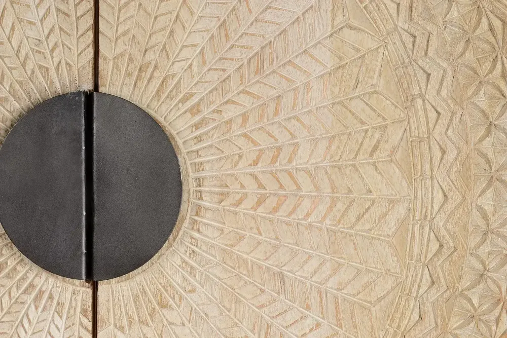 Wardrobe - Mango wood cabinet and aged white metal legs - GINER Y COLOMER