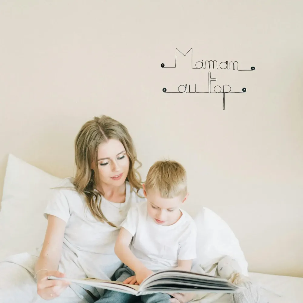 Other wall decoration - Wire Wall Decoration\" Mom on top\ "” - to pin - BIJOUX DE MUR