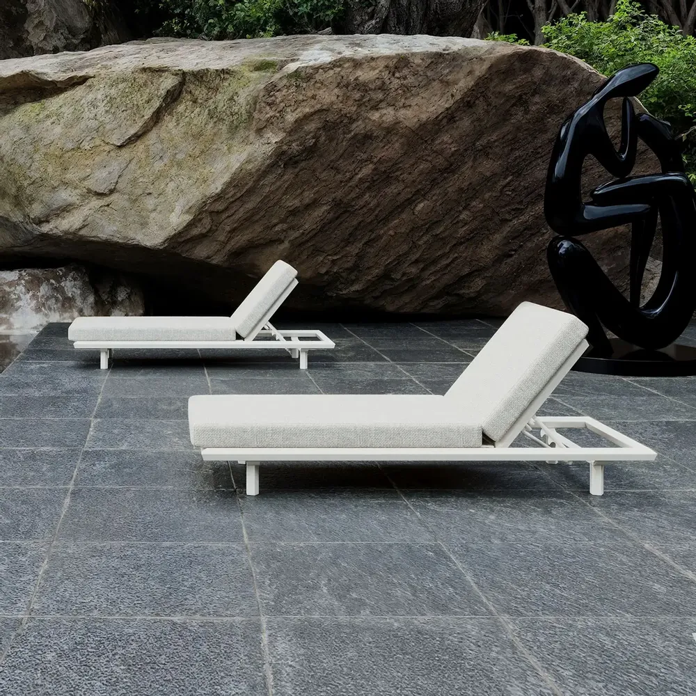 Transats - Chaise longue en biscuit éclat - SNOC