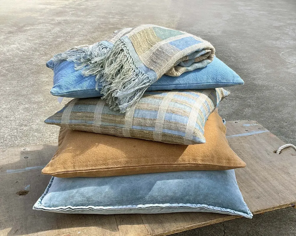 Throw blankets - Throw Sienna Blue - ML FABRICS