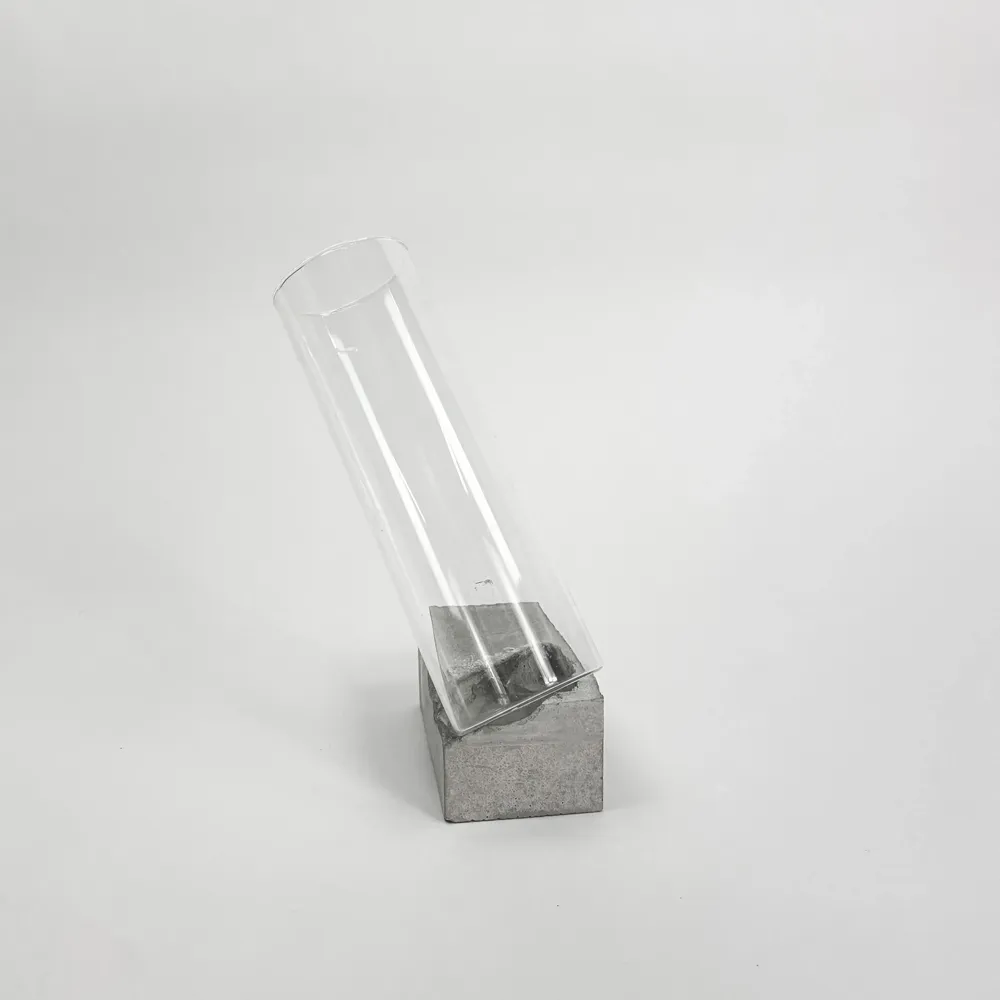 Vases - Vase à fleurs sculptural [PEAK] - CASE STUDIOS