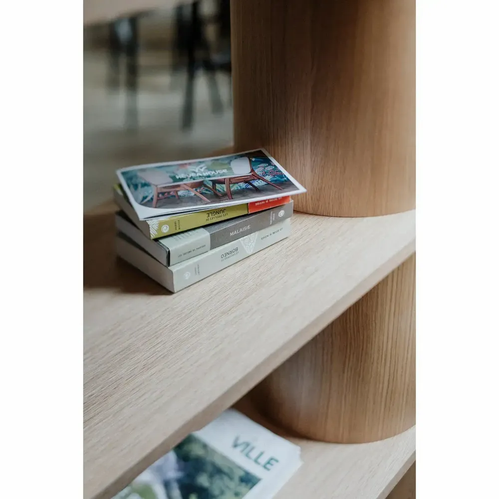 Bookshelves - Charlotte Library - HÉVÉA HOUSE