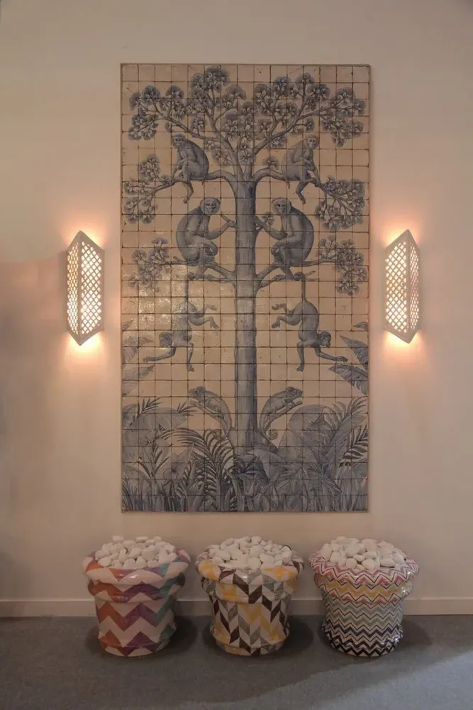 Decorative objects - Ceramic wall lamp - GUADARTE