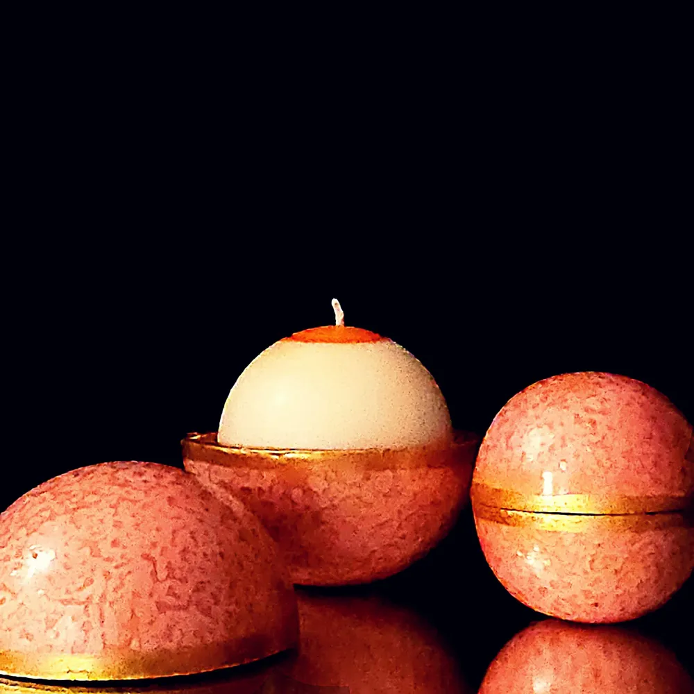 Gifts - Bollywood Sandalwood Globe Candle - PONPON CURIOSITAS