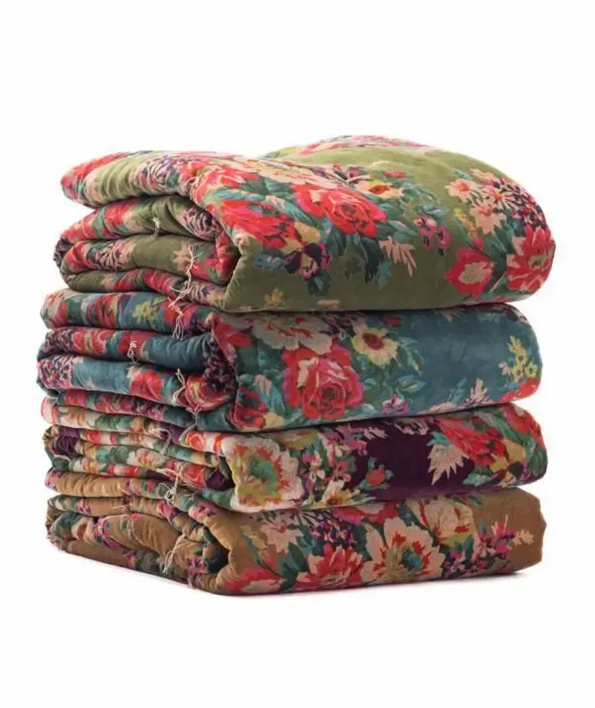 Throw blankets - Bouquet Collection - GOYAAL LIVING