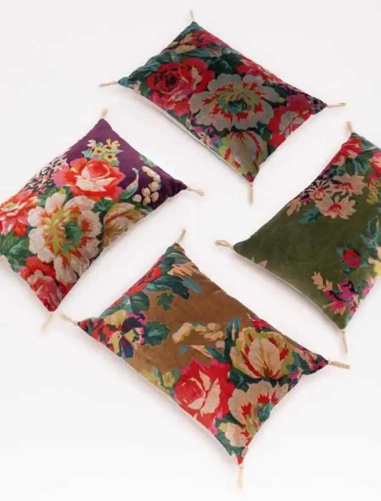 Throw blankets - Bouquet Collection - GOYAAL LIVING