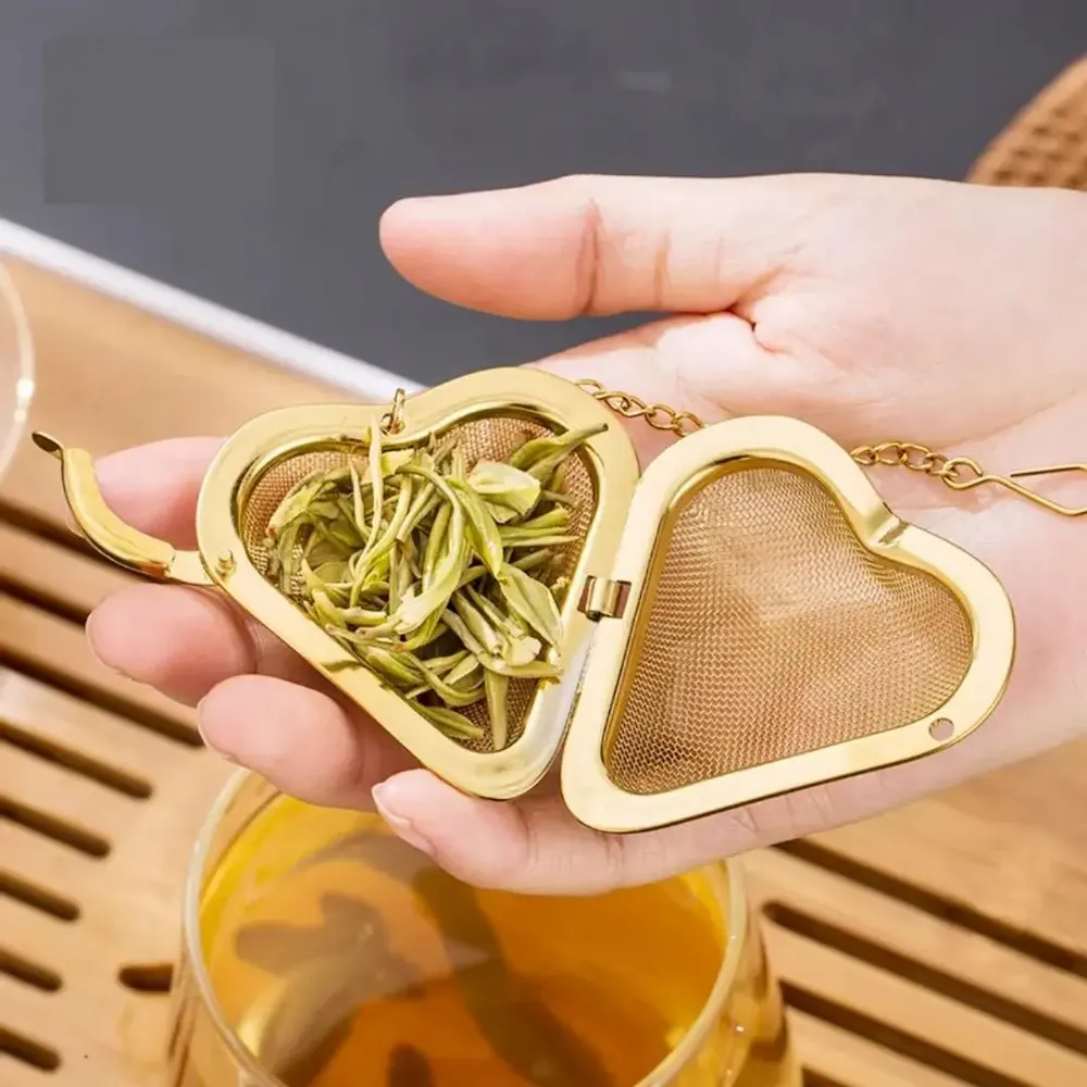 Tea and coffee accessories - Heart-shaped tea infuser - mesh - 4 colors available - SOSTRAW & SMARTTHINGS