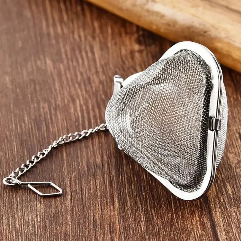 Tea and coffee accessories - Heart-shaped tea infuser - mesh - 4 colors available - SOSTRAW & SMARTTHINGS