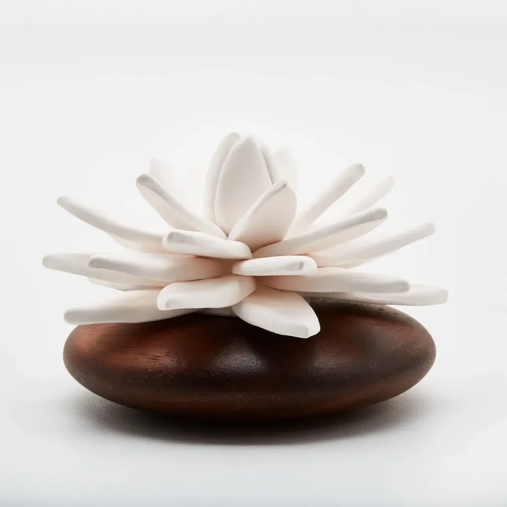Décorations florales - Diffuseur d'huiles essentielles LOTUS, diffuseur aromatique de parfum - ANOQ