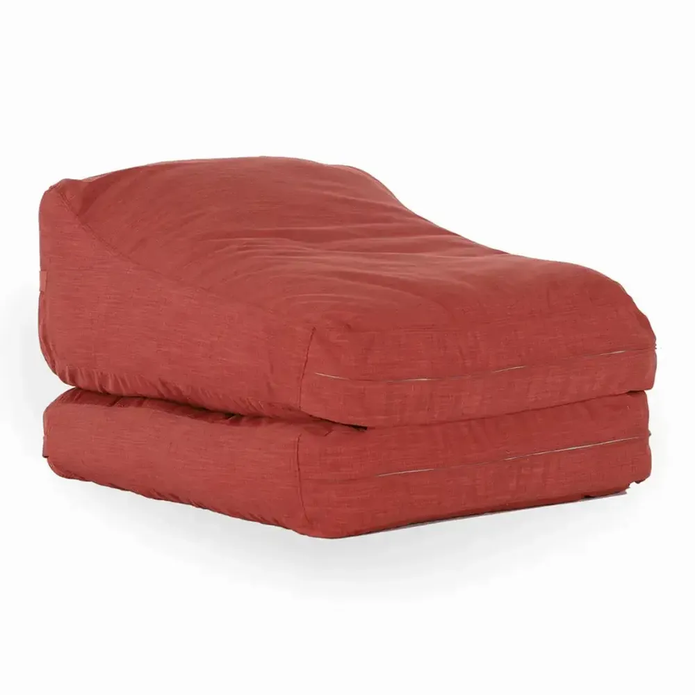 Poufs - Qulay - Sièges en tissu rouge - ALANKARAM